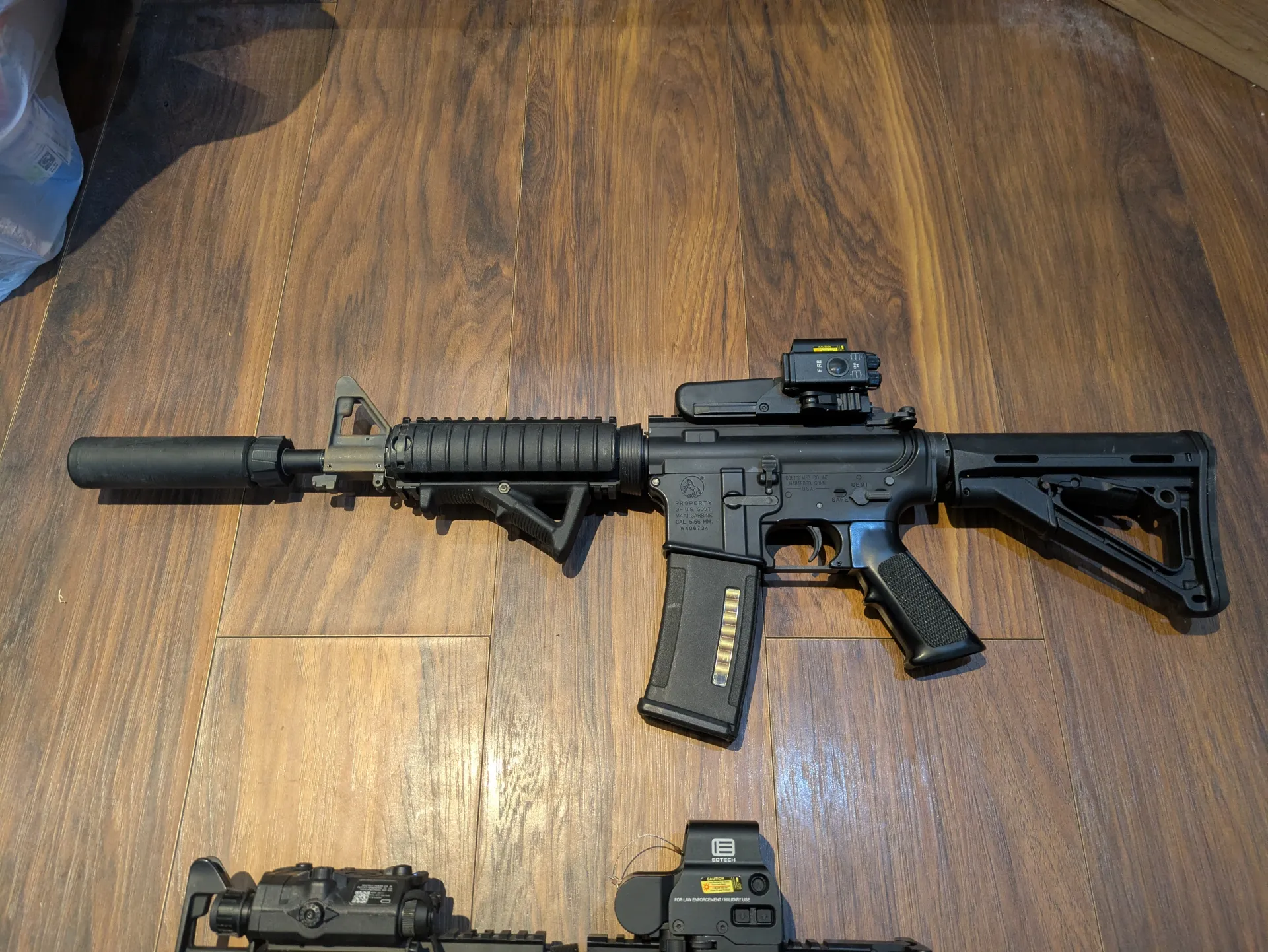 Tokyo Marui M4 CQB Recoil Shock - UKSF L119A1 Carbine